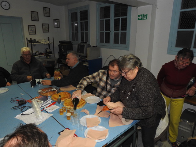 Soir&eacute;e conviviale au Radio Club F6KJG